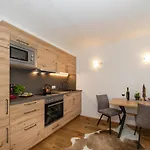 Haus Ditzer - Theresia 4* צל-אם-זי