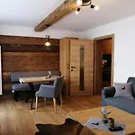 Haus Ditzer - Theresia Guest house 4*
