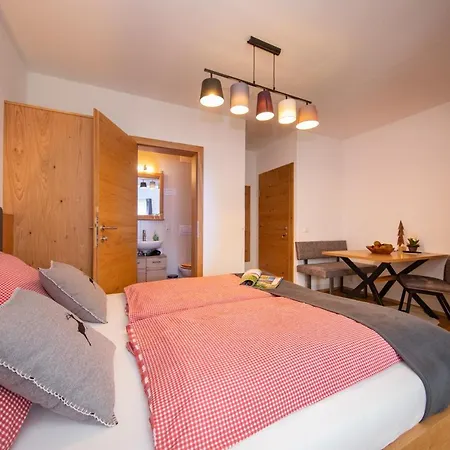 Haus Ditzer - Theresia Penzion