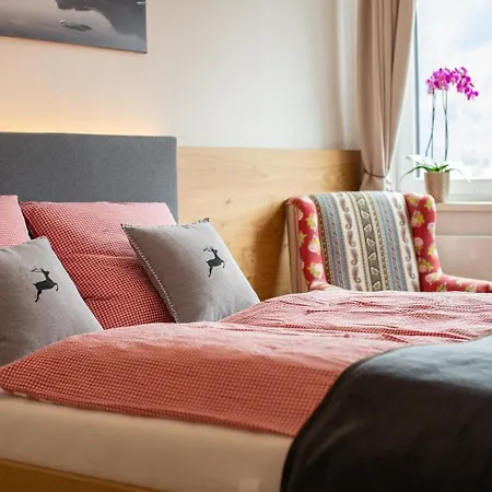 Haus Ditzer - Theresia Penzion 4*