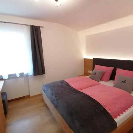 Haus Ditzer - Theresia Guest house 4*