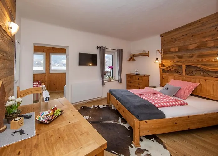 Haus Ditzer - Theresia Gasthof