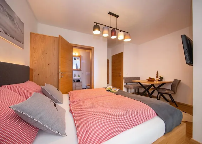 Haus Ditzer - Theresia Guest house